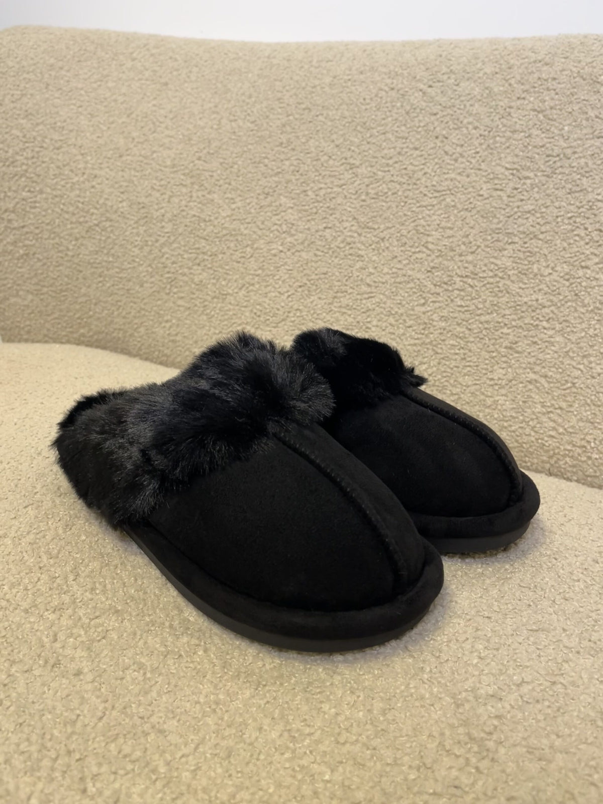 Nela flats black