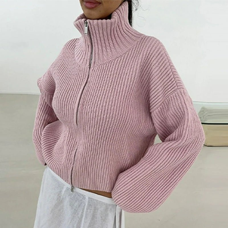 Strickjacke mit hohem Kragen und Reißverschluss