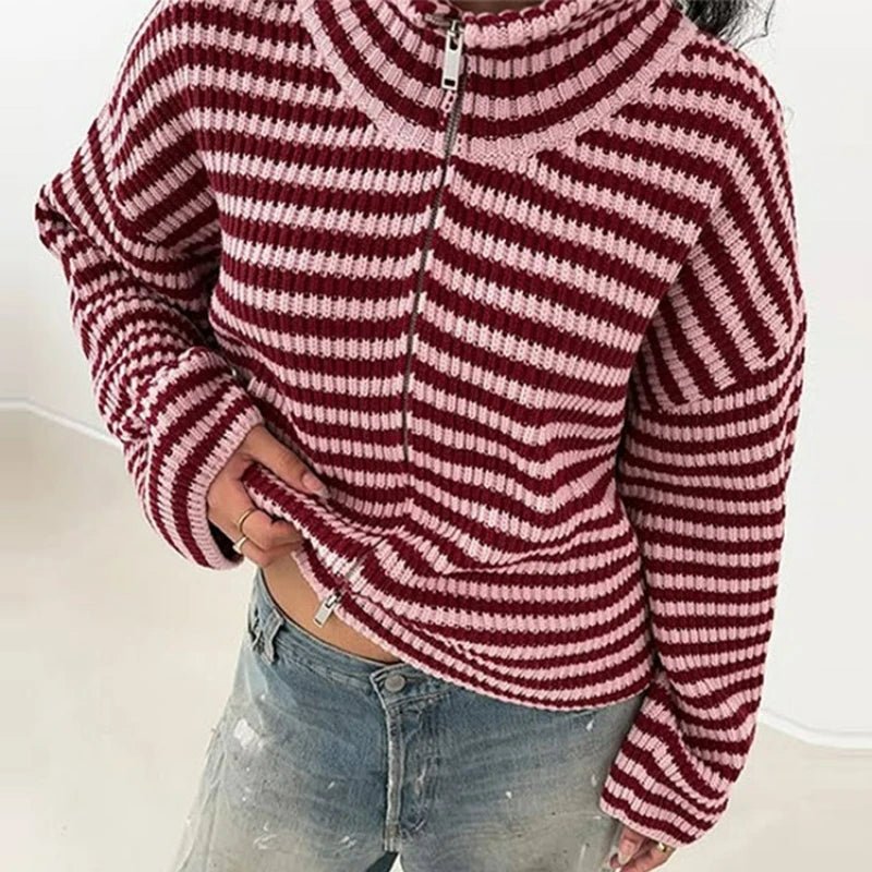 Strickjacke mit hohem Kragen und Reißverschluss